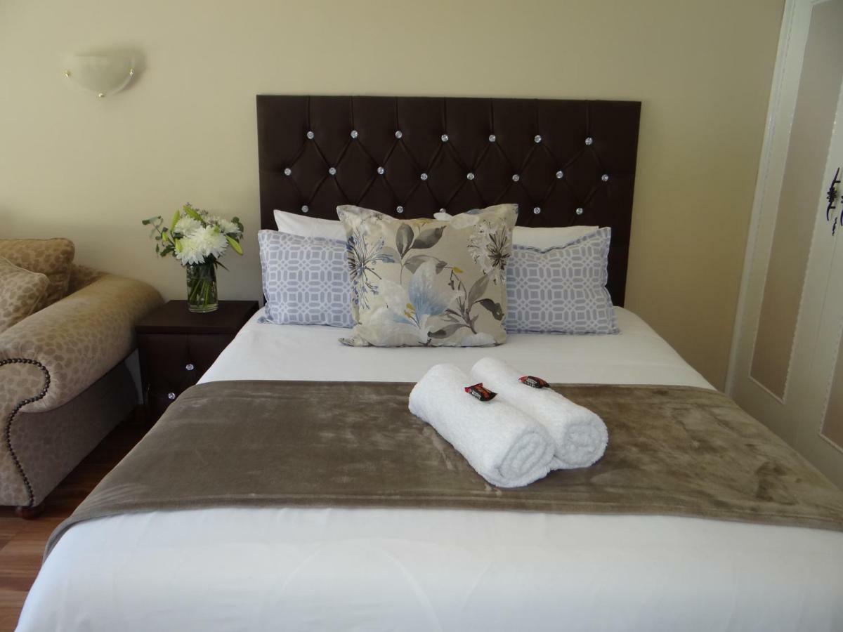 Credo Guest House Блоемфонтейн Екстериор снимка