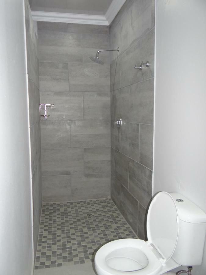 Credo Guest House Блоемфонтейн Екстериор снимка
