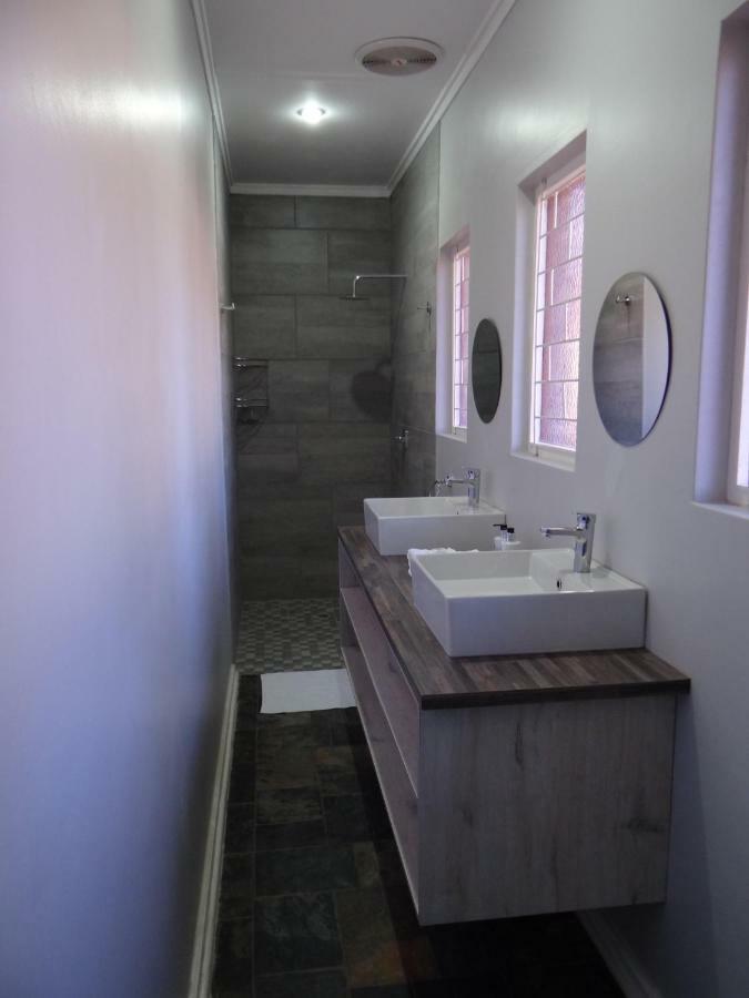 Credo Guest House Блоемфонтейн Екстериор снимка