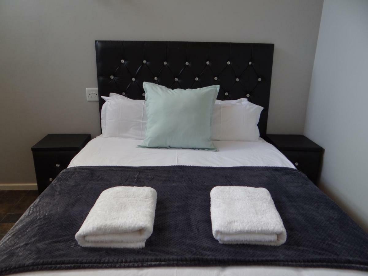 Credo Guest House Блоемфонтейн Екстериор снимка
