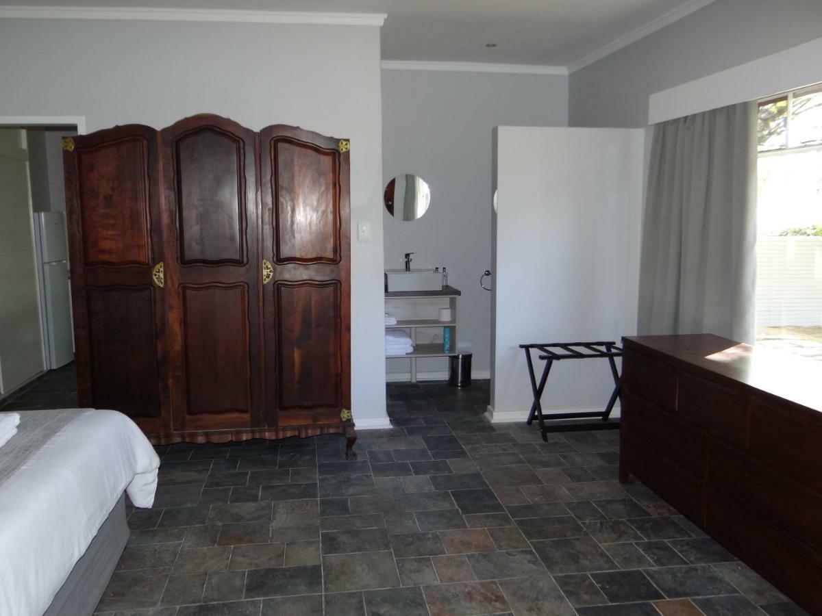 Credo Guest House Блоемфонтейн Екстериор снимка