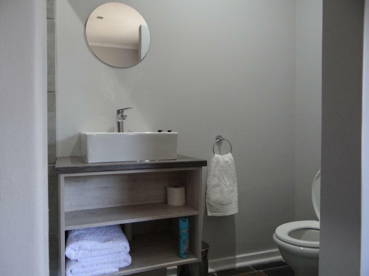 Credo Guest House Блоемфонтейн Екстериор снимка