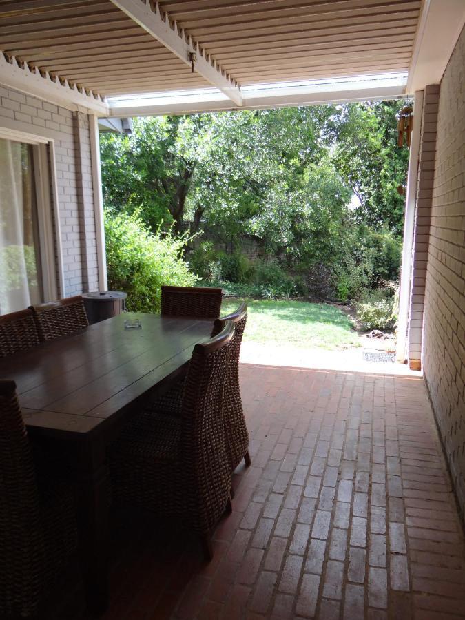 Credo Guest House Блоемфонтейн Екстериор снимка