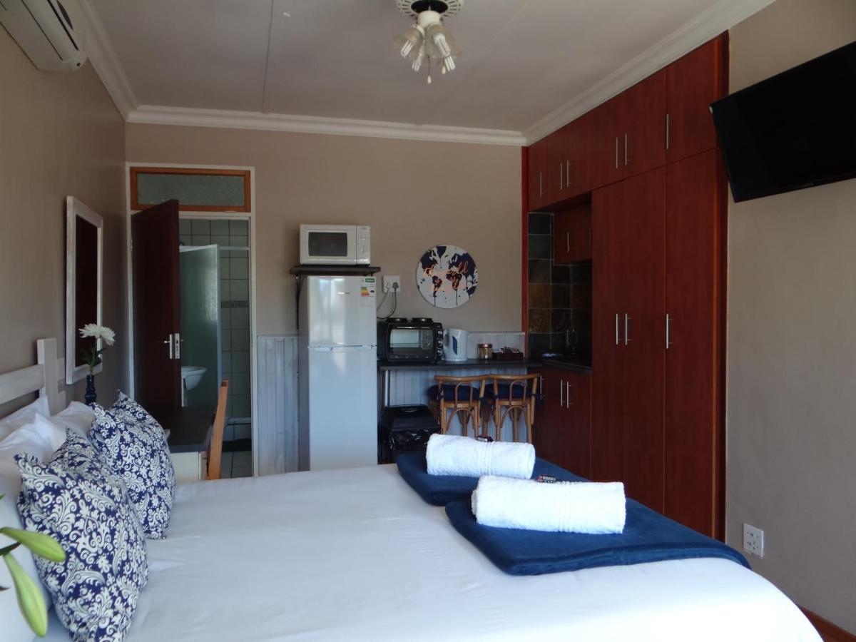 Credo Guest House Блоемфонтейн Екстериор снимка